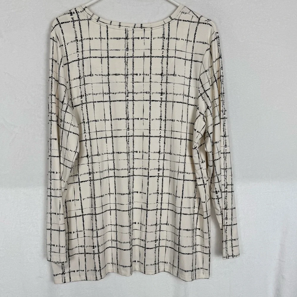 NWT Chico’s Touch of Cool Plaid Long Sleeve Layering Tee Cream XL